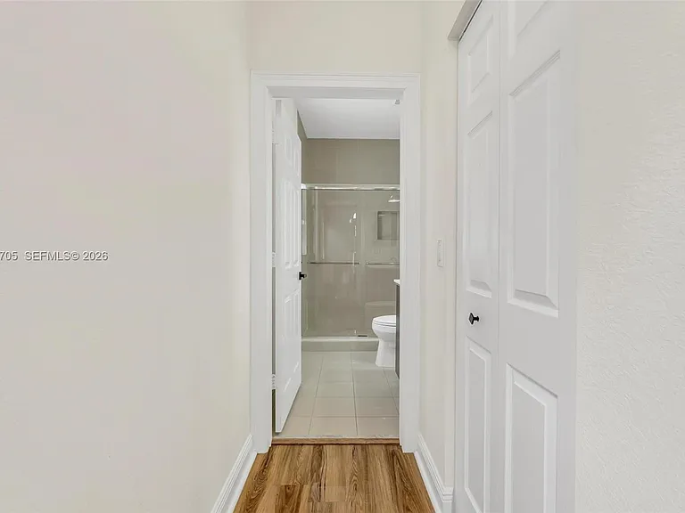 10204 NW 86th St — Photo 51