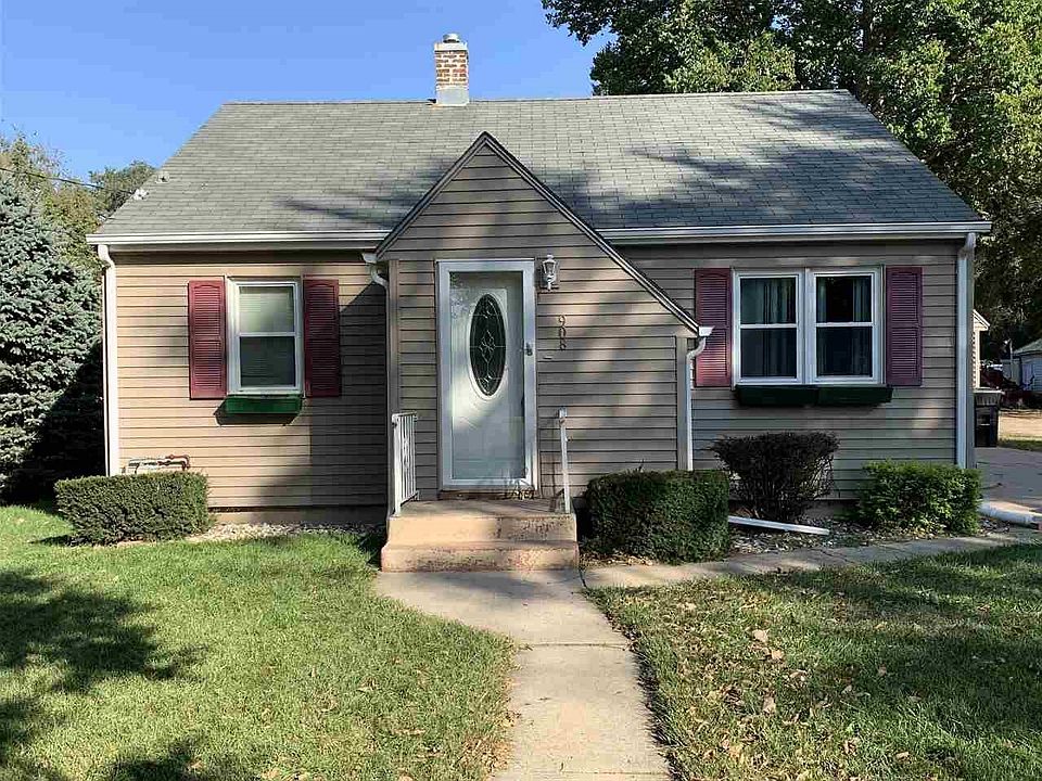 1st image of 908 Peninah St