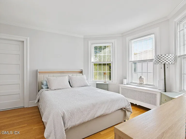 41 Ridge St #1 — Photo 23