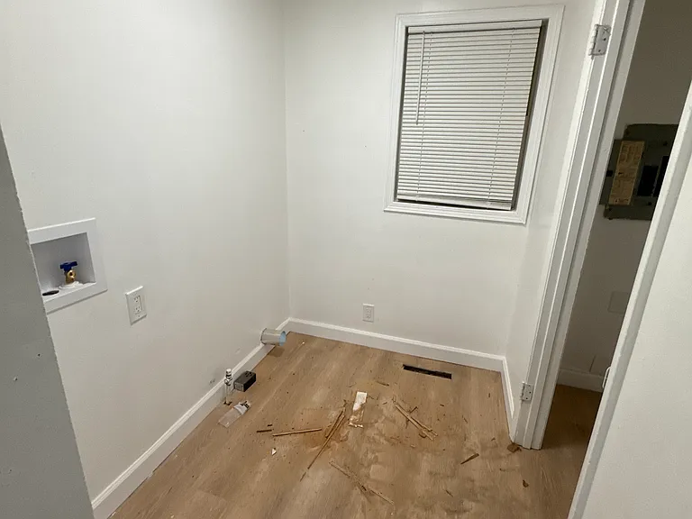 1614 E Arnold St — Photo 5