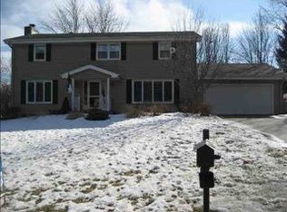 12341 Westover Rd, Omaha, NE 68154