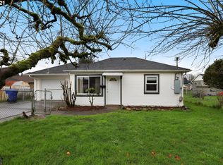104 Division St, Kelso, WA 98626
