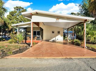 9375 Grizzly Bear Ln, Weeki Wachee, FL 34613