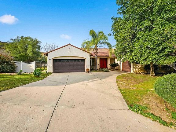 2nd image of 23322 Nuevo Mundo Rd