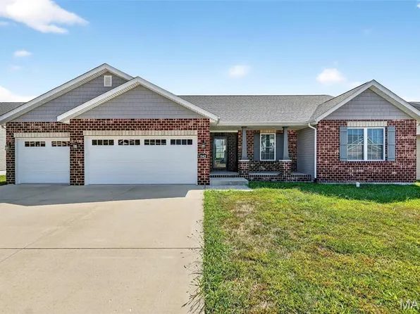 1042 Creekside Dr, Waterloo, IL 62298