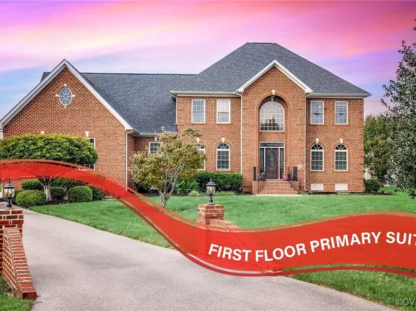 12400 Hogans Dr, Chester, VA 23836