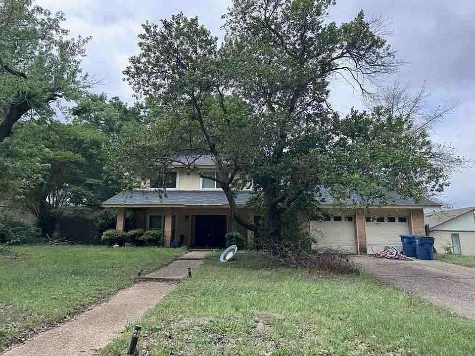 1st image of 107 Louise Ln
