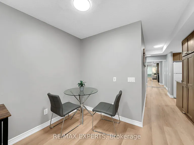 763 Bay St #307 — Photo 16