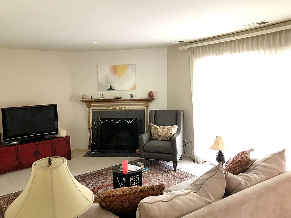 Living Room 13x 20