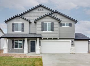 881 Strike Eagle St, Mountain Home, ID 83647