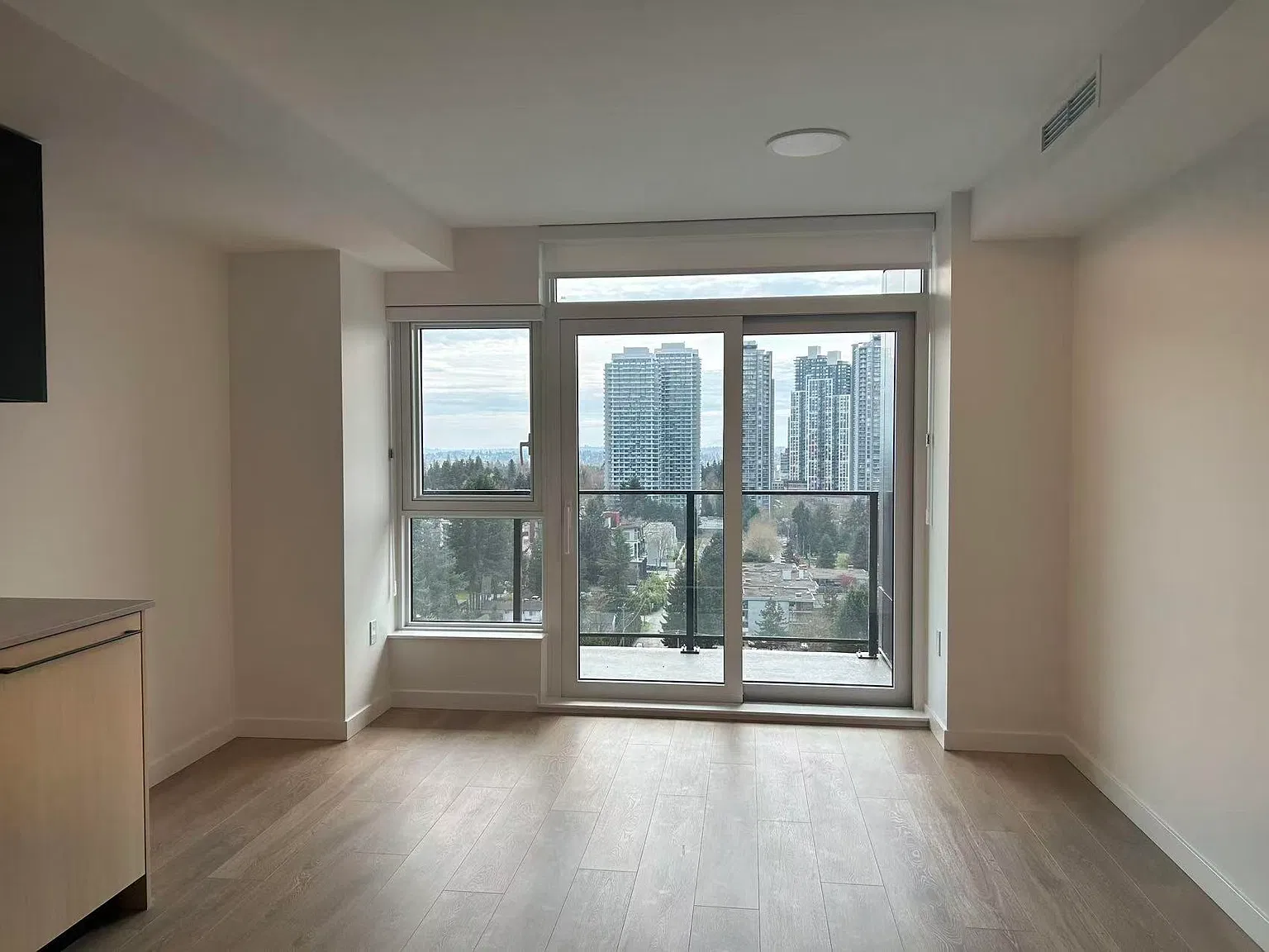 Studio, 460 sqft, $1,500 — Photo 3