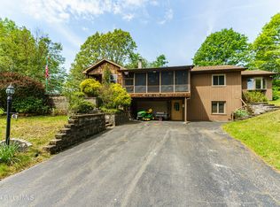48 Lockrow Rd, Troy, NY 12180