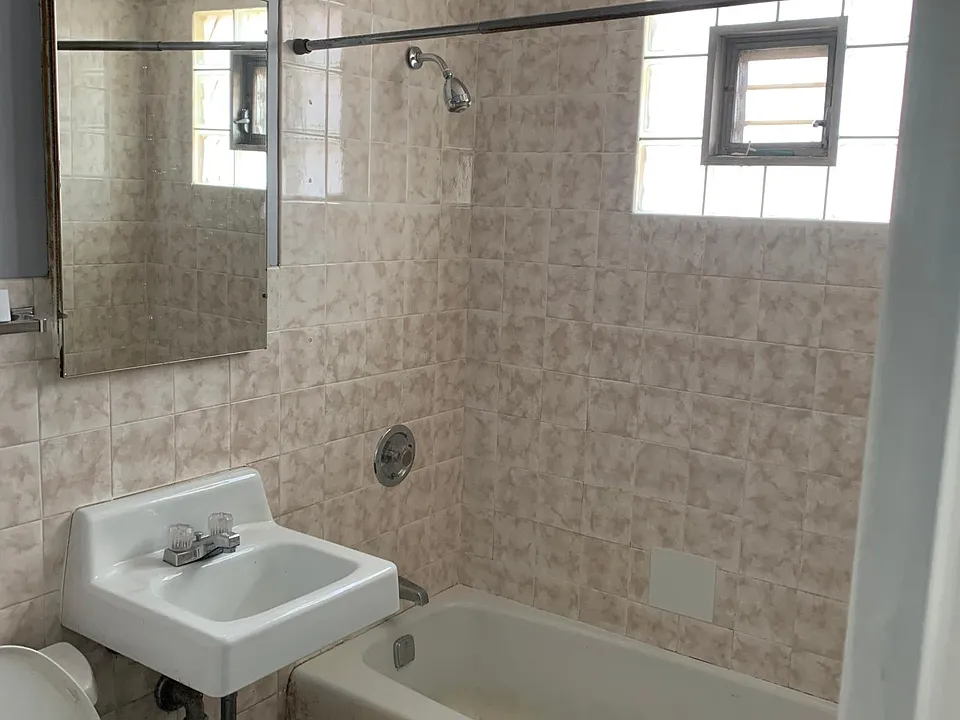 bathroom #1