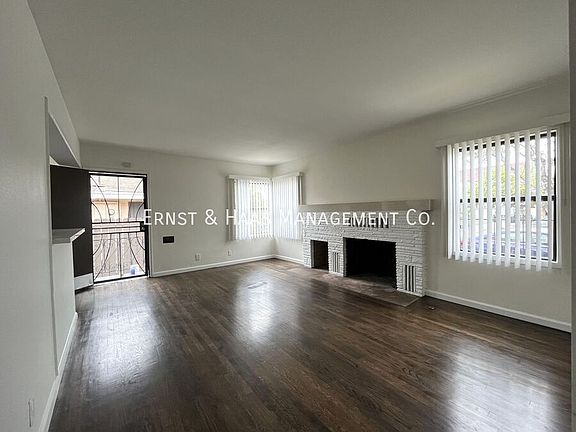 3rd image of 1050 Cerritos Ave #1