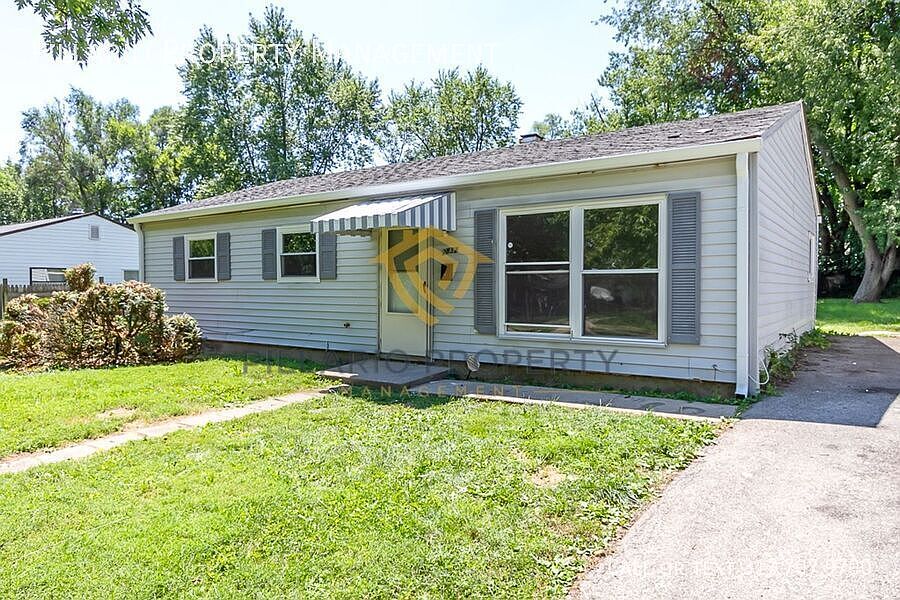 1st image of 2832 Manlove Ave