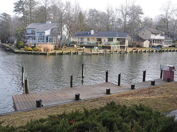 36' Dock with Fish Cleaning Area