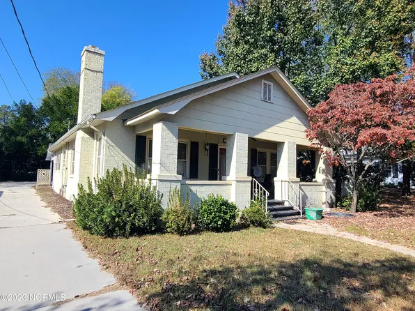 107 Biggs Avenue, Elizabethtown, NC 28337