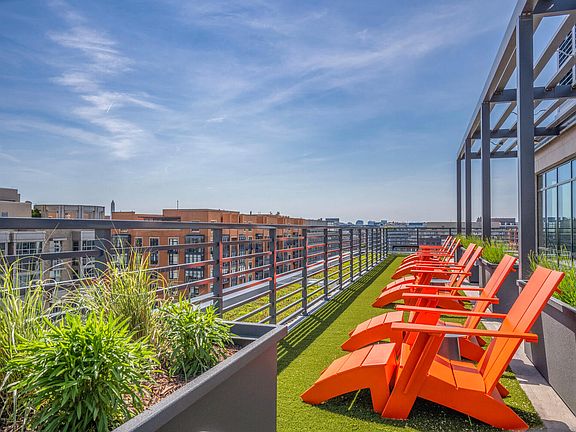 3rd image of 950 3rd St NW #1202