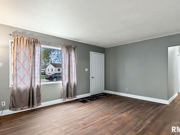 2nd image of 11 Bunn Ct