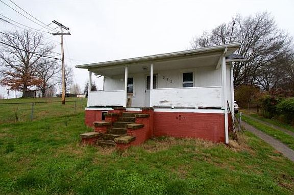 2nd image of 377 May Ave