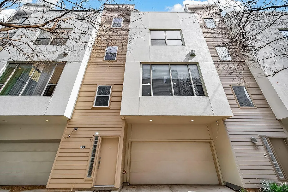 Building Photo - 724 Ruthven St