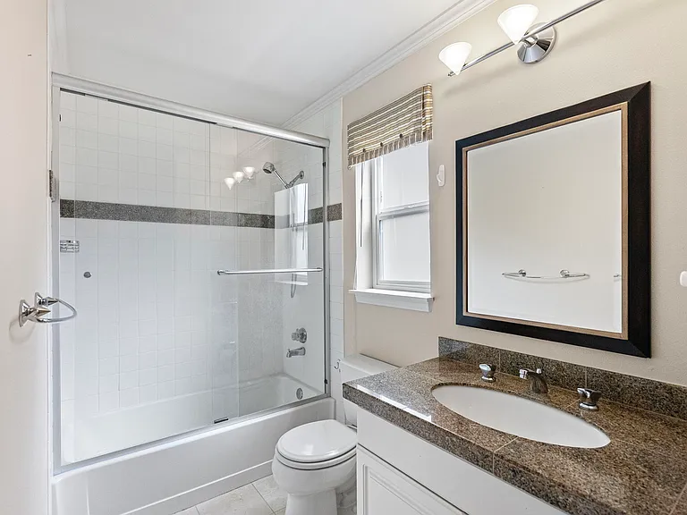 Second upstairs full bathroom