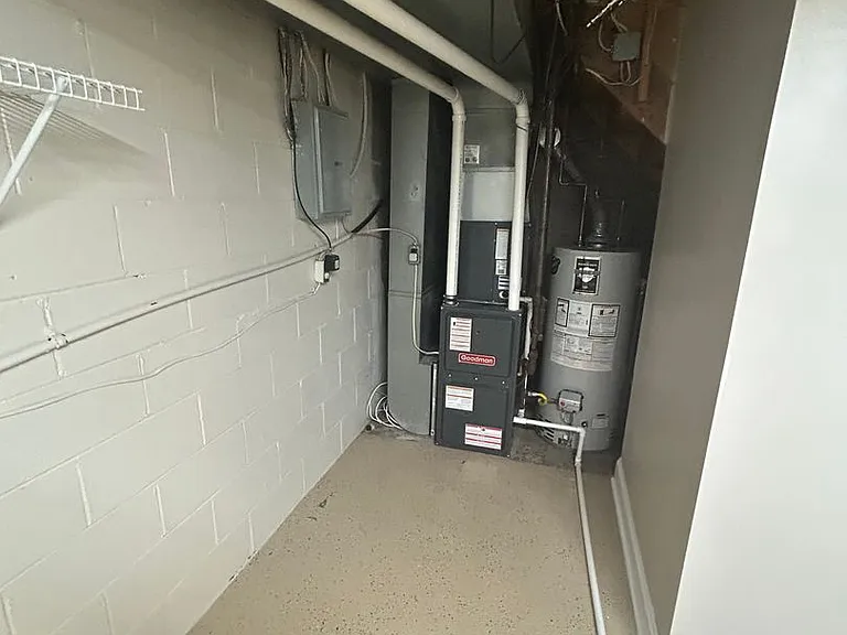 1670 Brodhead Rd #9 — Photo 32