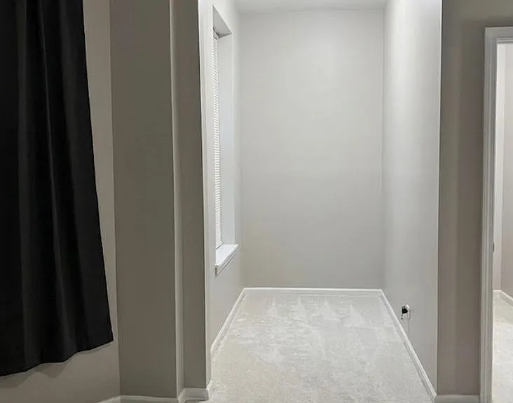 1523 N Harding Ave — Photo 6