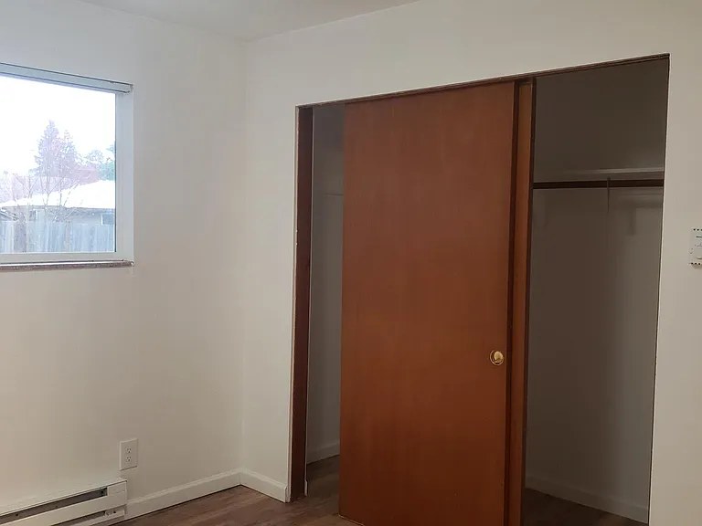11521 26th Ave NE #5 — Photo 10