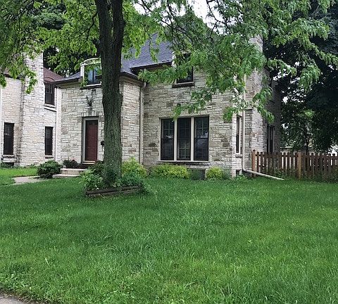 2nd image of 5444 N Lydell Ave