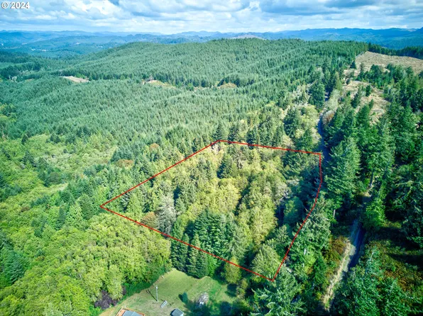 94399 Coos Sumner Ln, Coos Bay, OR 97420
