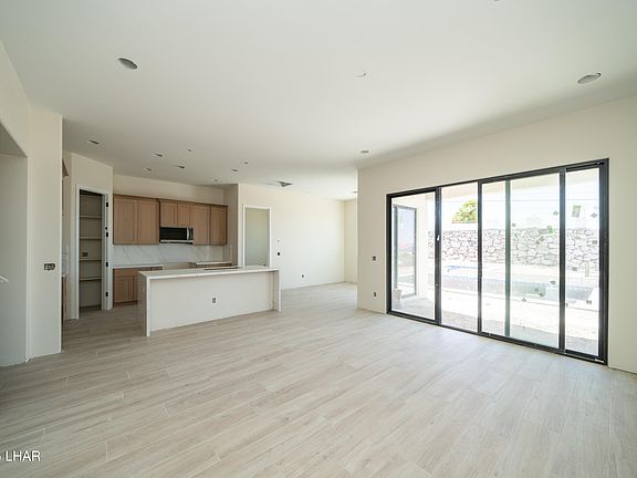 5th image of 3694 Tehachapi Dr