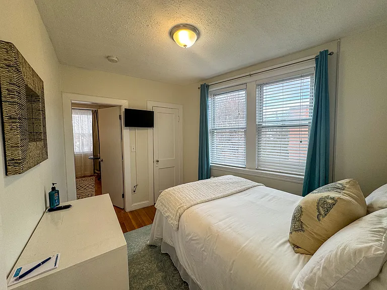 191 Kent St #5 — Photo 9