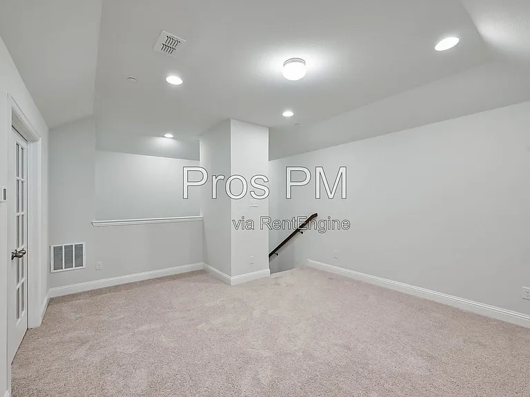 4256 Mingo Dr — Photo 12