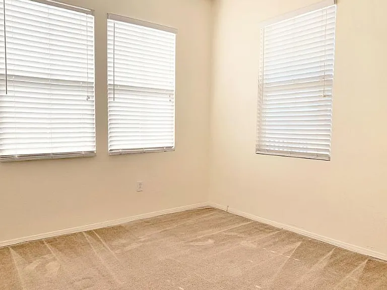 15431 Park Point Ave #102 — Photo 19