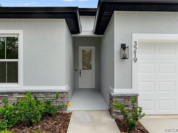 5th image of 3219 N Tyrone Ave