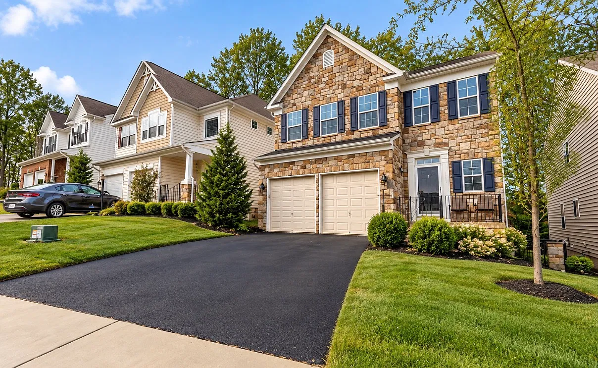 4 bed, 3.5 bath, 3540 sqft, $3,600 — Photo 1