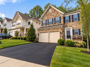 3437 Eagle Ridge Dr, Woodbridge, VA 22191