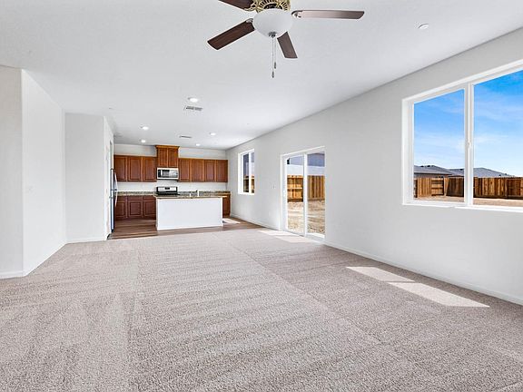 5th image of 10473 Madonna Street