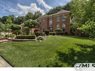 47579 Aberdeen Dr, Novi, MI 48374
