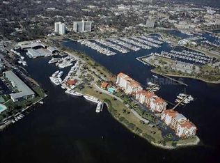 611 Marina Point Dr, Daytona Beach, FL 32114