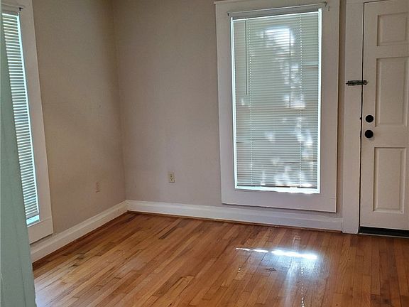 2nd image of 1601 5th Ave