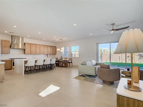 10022 Decano Ridge St, Las Vegas, NV 89141