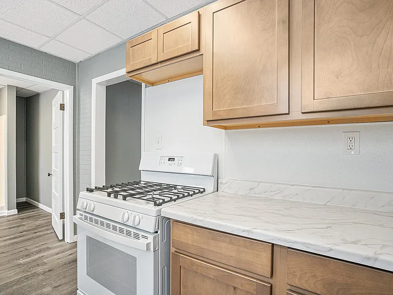 222 Trowbridge St #3 — Photo 10