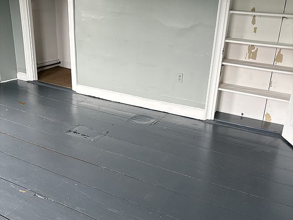 5th image of 12 Hall Ave APT 3
