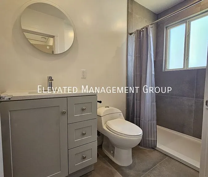 3807 Gold St #7 — Photo 8