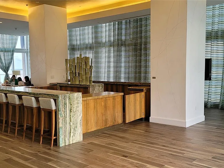 50 Biscayne Blvd #5202 — Photo 38