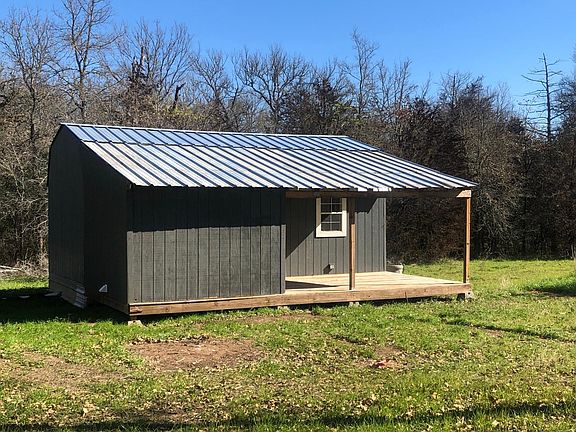 2nd image of 120 Maple Dr #1