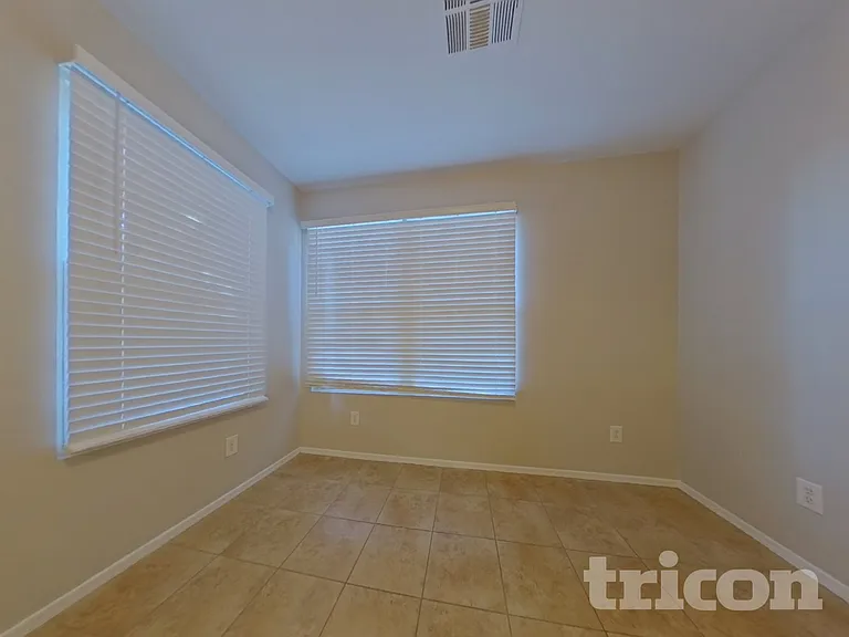 30266 W Earll Dr — Photo 16