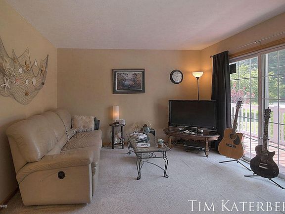 3rd image of 11958 Lakeridge Dr